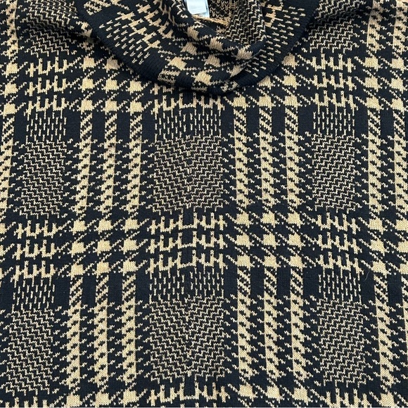 Chicos Cowl Neck Poncho Plaid Women’s Size L XL Black Tan - Picture 2 of 8